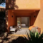 Casa Por Do Sal - Boutique Suites, Sea Views & Heated Pool Вилла *