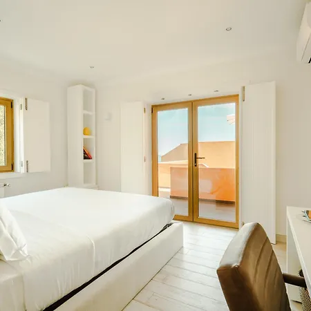 Casa Por Do Sal - Boutique Suites, Sea Views & Heated Pool Вилла Praia Da Luz