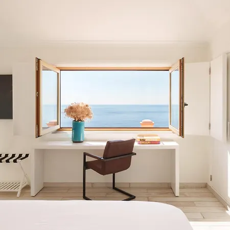 Villa Casa Por Do Sal - Boutique Suites, Sea Views & Heated Pool Luz