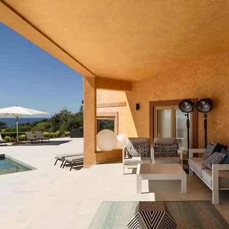 Villa Casa Por Do Sal - Boutique Suites, Sea Views & Heated Pool *