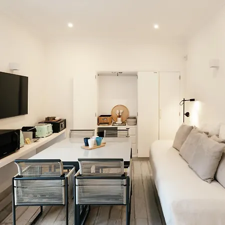 Villa Casa Por Do Sal - Boutique Suites, Sea Views & Heated Pool *