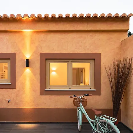 Casa Por Do Sal - Boutique Suites, Sea Views & Heated Pool * Praia Da Luz