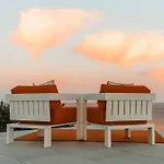 Casa Por Do Sal - Boutique Suites, Sea Views & Heated Pool Villa *