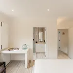 Villa Casa Por Do Sal - Boutique Suites, Sea Views & Heated Pool Luz