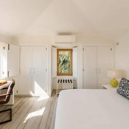 Casa Por Do Sal - Boutique Suites, Sea Views & Heated Pool