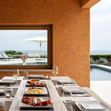 Casa Por Do Sal - Boutique Suites, Sea Views & Heated Pool