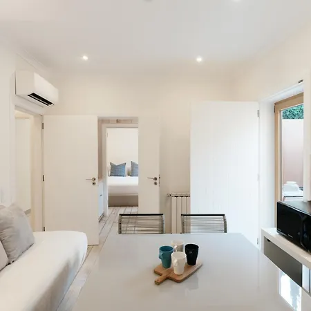 Casa Por Do Sal - Boutique Suites, Sea Views & Heated Pool Villa