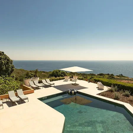 Villa Casa Por Do Sal - Boutique Suites, Sea Views & Heated Pool Luz
